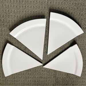 Fishs Eddy | Set of 4 Pizza Shaped Wedge Plates | White Glazed Ceramic | 9x10